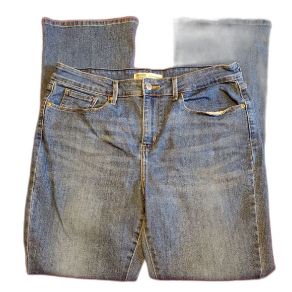 Signature by Levi Strauss & Co. Mid-Rise Boot Cut Jeans is Size 12 - Picture 1 of 10